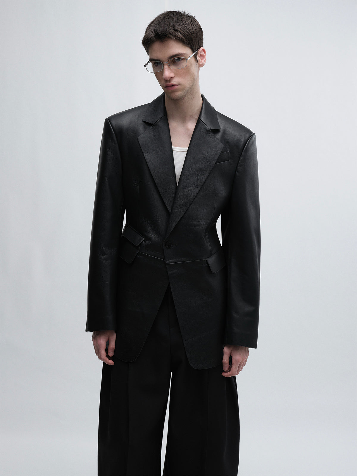 Cowhide waist cinching design blazer