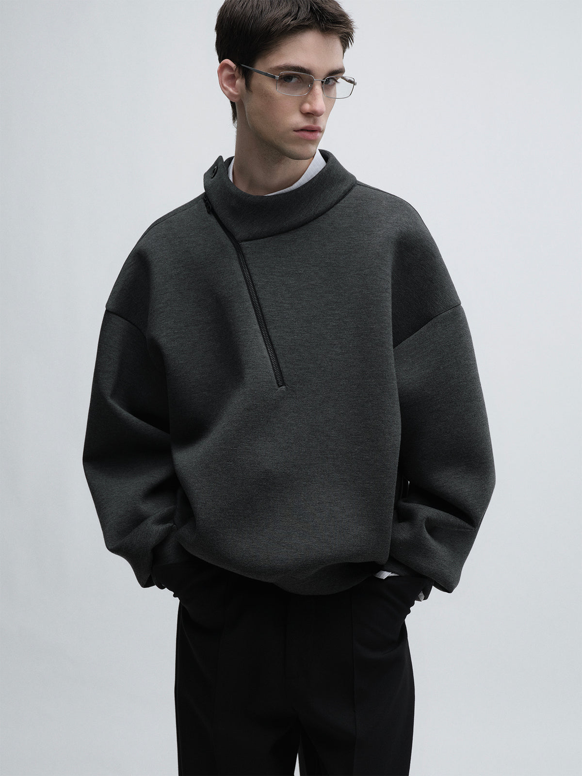 Slant zipper design pullover hoodie