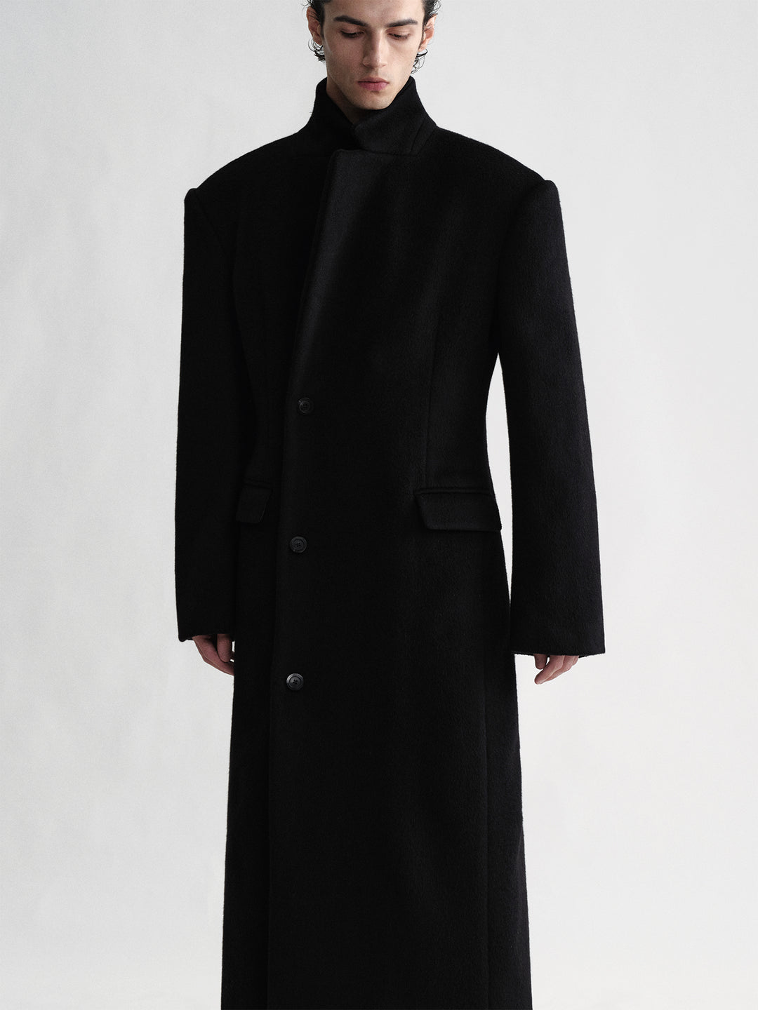 Minimalist Slim-Fit Long Single-Breasted Wool Coat