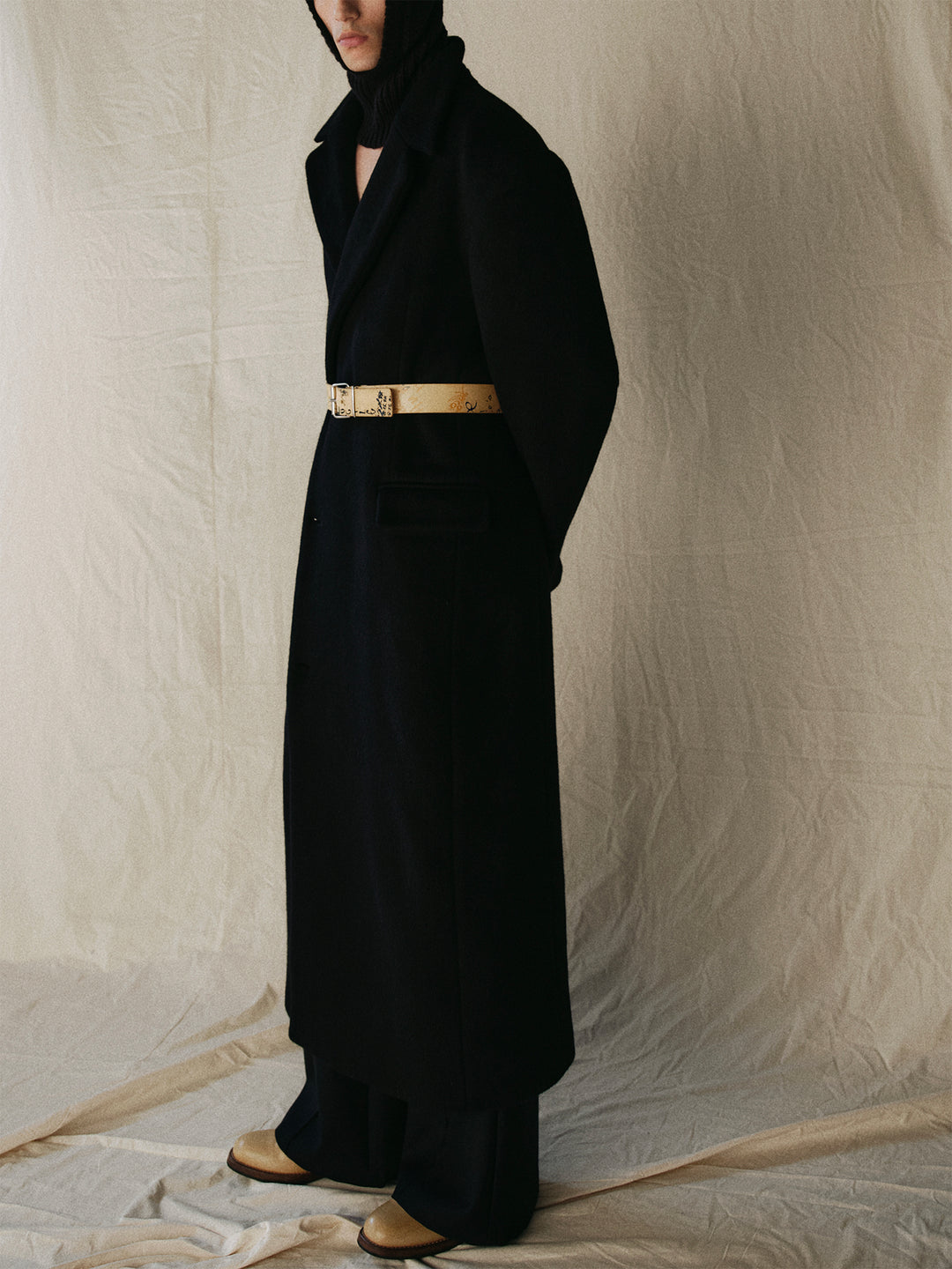 Minimalist Slim-Fit Long Single-Breasted Wool Coat