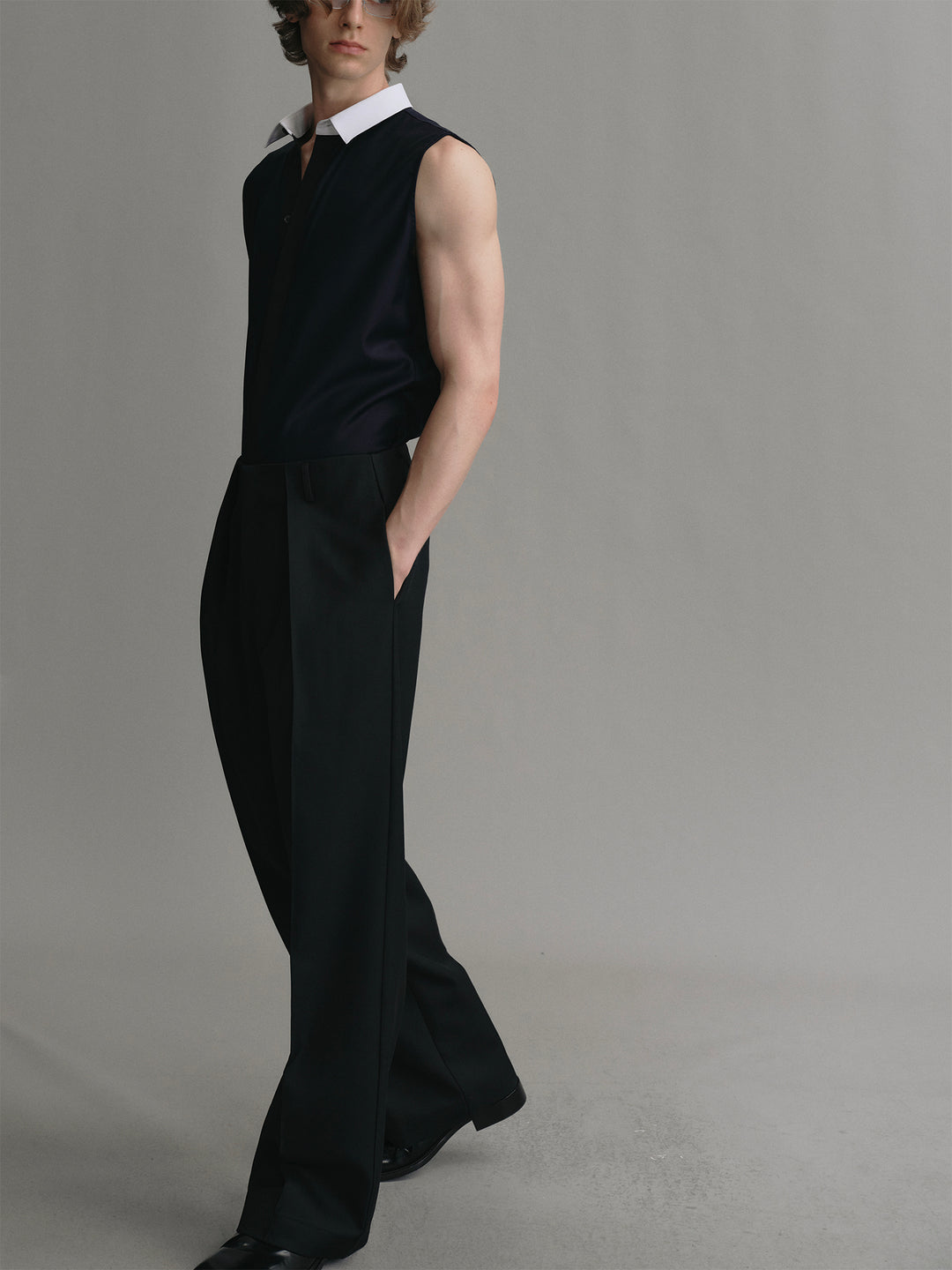 Navy Wool Sleeveless Vest Shirt With Spliced Collar And Placket Design