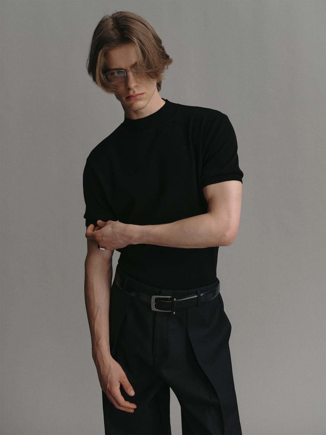 Black Mock Neck Short-sleeve Wool Knit Sweater