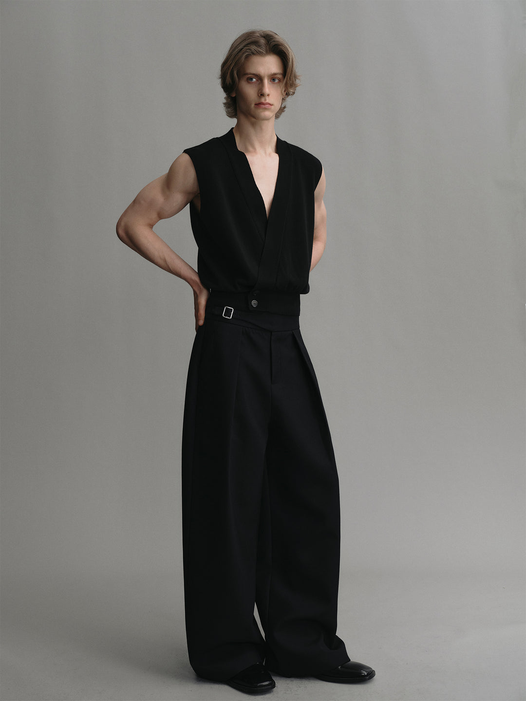 Black Knitted Vest with Cross V-Neck and Two-Button Made of Acetate Wool