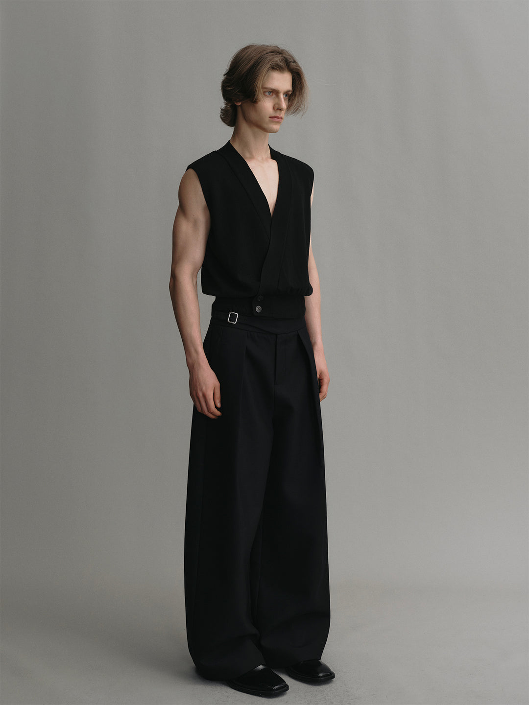 Black Knitted Vest with Cross V-Neck and Two-Button Made of Acetate Wool