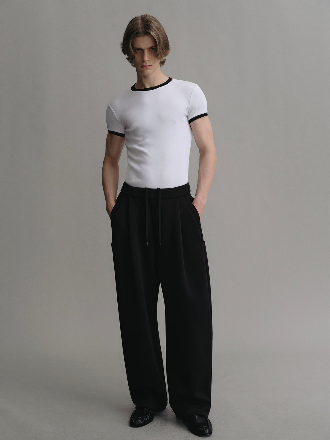 Crew Neck Stretch Slim-fit T-shirt with Color Contrast on Collar and Cuffs