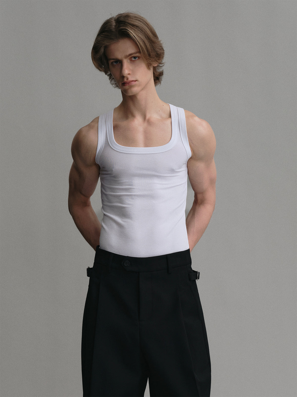 Lightweight lyocell elastic slim fit tank top