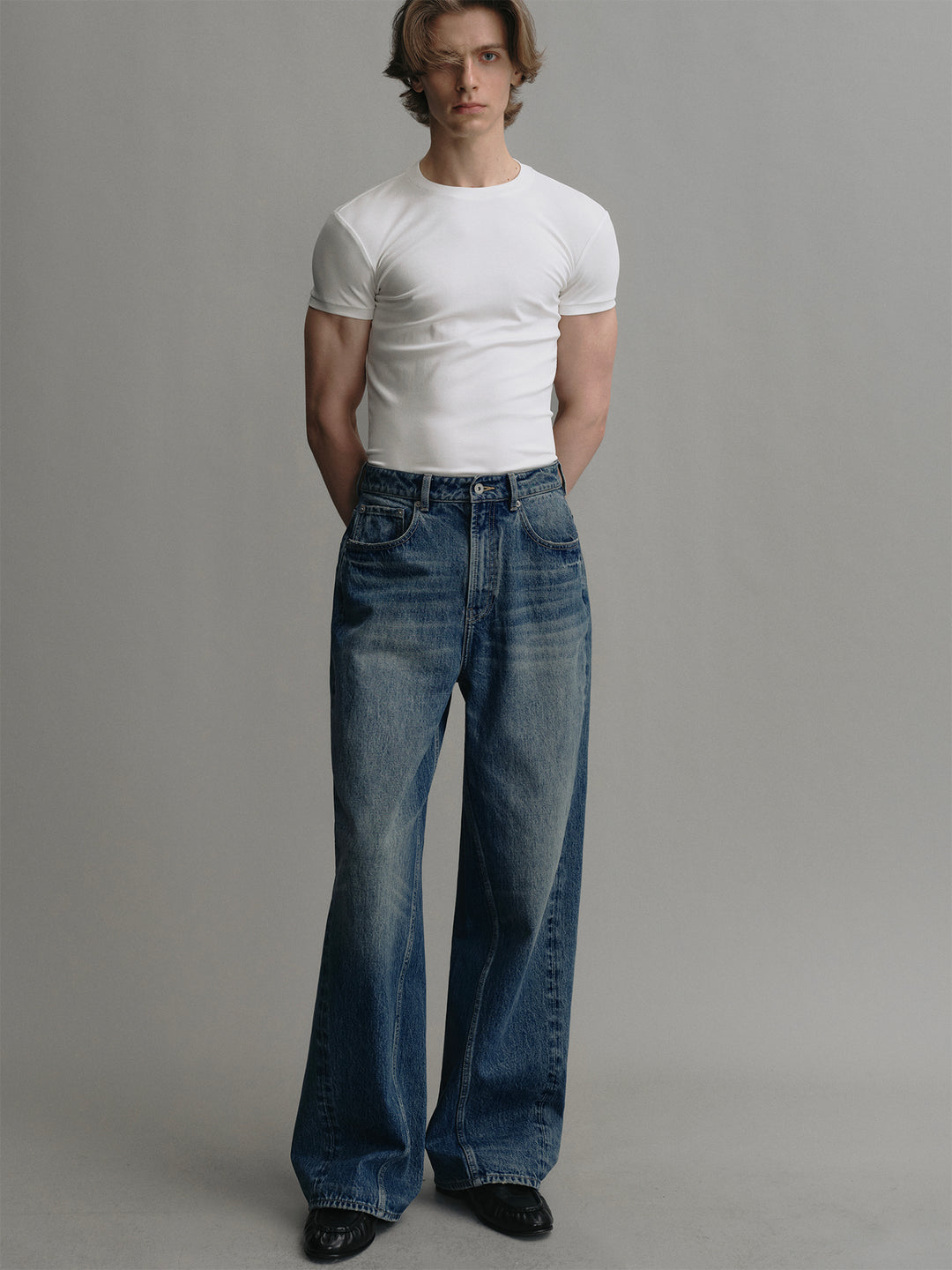 Classic Slim-fit Stretch T-shirt with Lyocell Fabric
